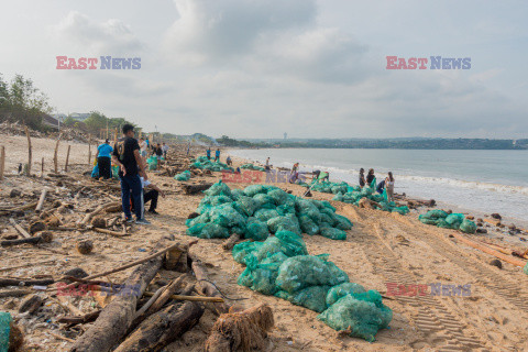 Akcja sprzątania plaży na Bali