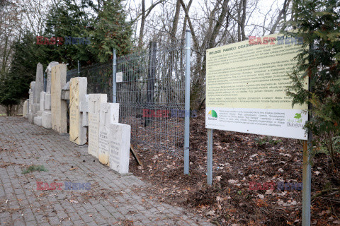 Lapidarium nagrobków osadników olęderskich w Warszawie