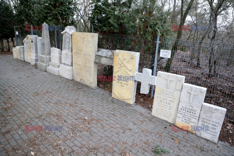 Lapidarium nagrobków osadników olęderskich w Warszawie