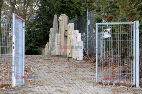 Lapidarium nagrobków osadników olęderskich w Warszawie