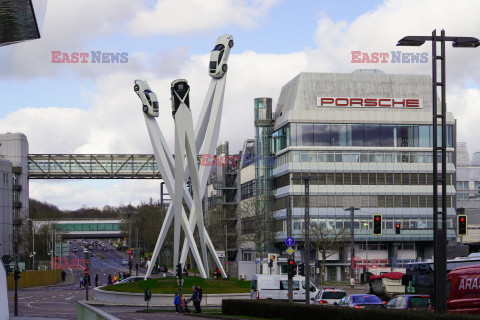 Siedziba i pomnik Porsche w Stuttgarcie