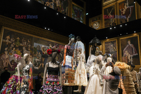 Wystawa From the Heart to the Hands: Dolce&Gabbana