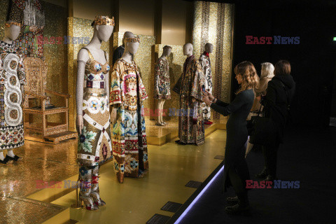 Wystawa From the Heart to the Hands: Dolce&Gabbana