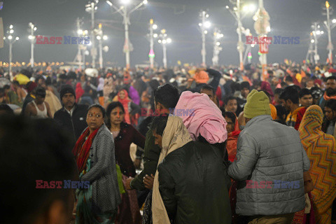 15 osób stratowanych w wyniku paniki na festiwalu Kumbh Mela