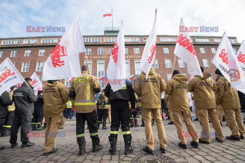 Protest służb mundurowych w Gdańsku