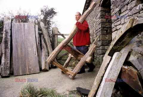 Oryginalne meble artysty z Devon - Andreas von Einsiedel