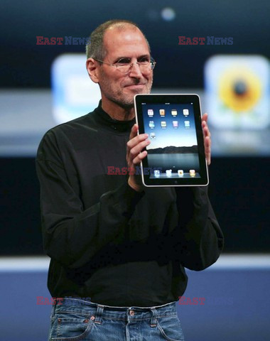 Steve Jobs bierze urlop zdrowotny ‎