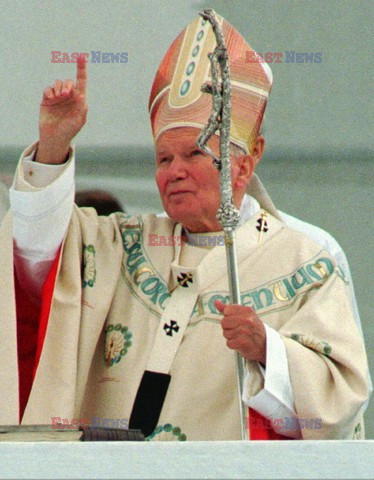 JOHN PAUL II - AP