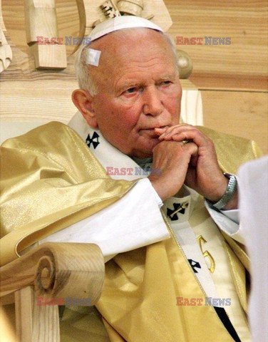 JOHN PAUL II - AP