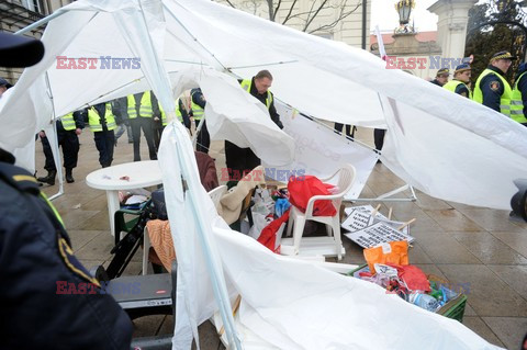 Interwencja Strazy Miejskiej pod Palacem Prezydenckim