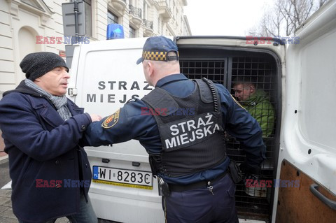 Interwencja Strazy Miejskiej pod Palacem Prezydenckim