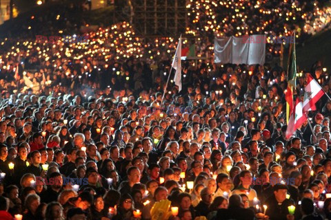 Beatyfikacja JPII - wieczorne czuwanie na Circo Massimo