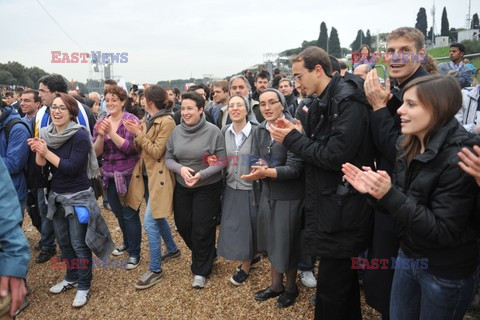 Beatyfikacja JPII - wieczorne czuwanie na Circo Massimo