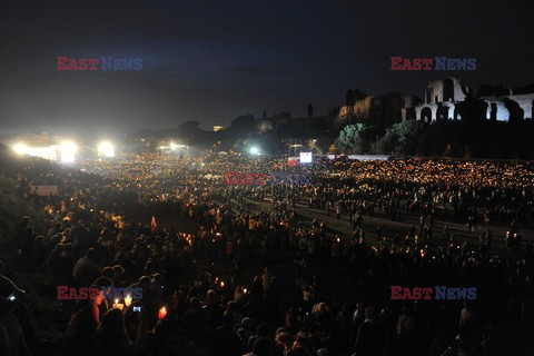 Beatyfikacja JPII - wieczorne czuwanie na Circo Massimo