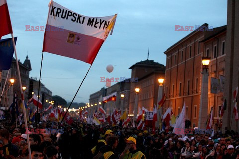 Beatyfikacja JPII - wieczorne czuwanie na Circo Massimo