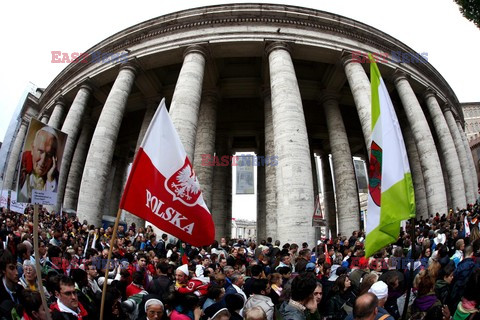 Beatyfikacja JPII - wieczorne czuwanie na Circo Massimo