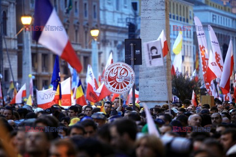 Beatyfikacja JPII - wieczorne czuwanie na Circo Massimo