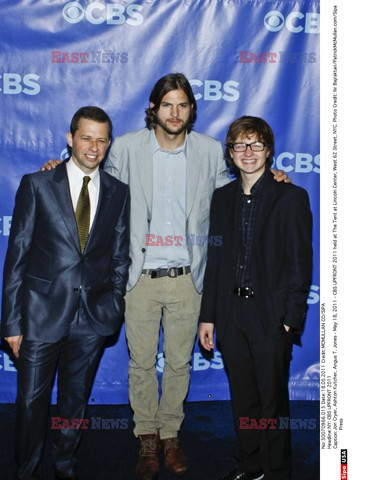 Ashton Kutcher na imprezie CBS Upfront