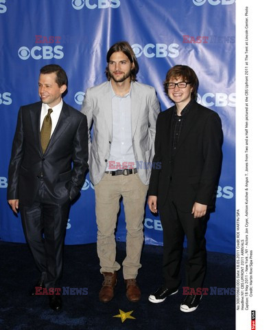 Ashton Kutcher na imprezie CBS Upfront