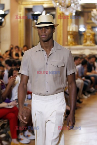 Paris Men SS arch