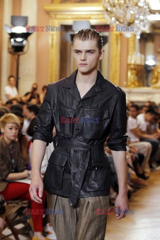 Paris Men SS arch