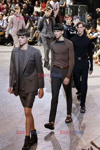 Paris Men SS arch