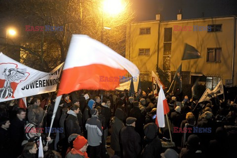 Manifestacja przed domem Wojciecha Jaruzelskiego