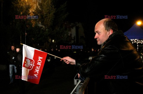 Manifestacja przed domem Wojciecha Jaruzelskiego