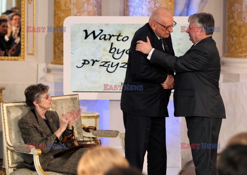 Prof. Bartoszewski kończy 90 lat