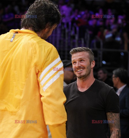 David i Victoria Beckham na meczu LA Lakers
