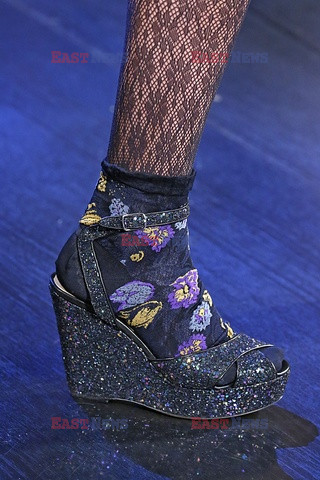 Anna Sui details