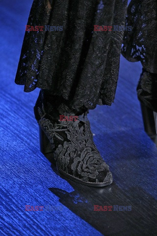 Anna Sui details