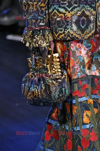 Anna Sui details