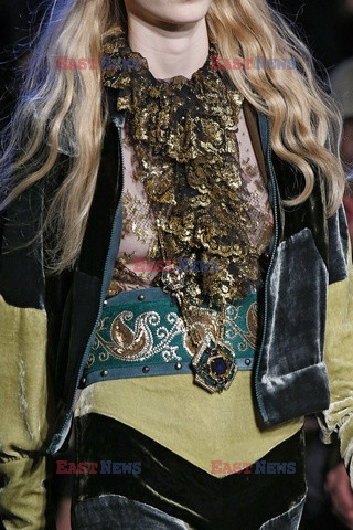 Anna Sui details