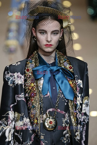 Dolce Gabbana details2