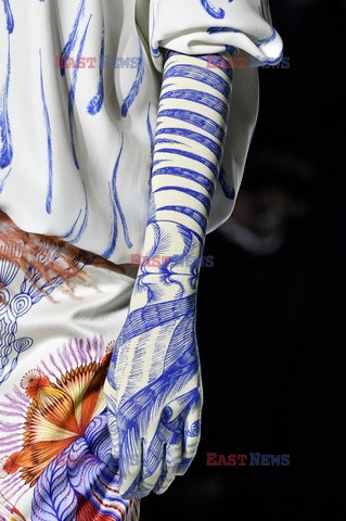 Dries Van Noten details