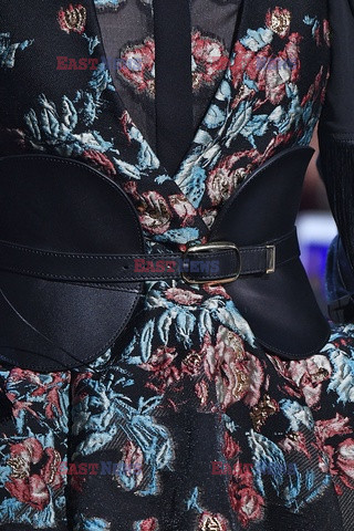 Elie Saab details