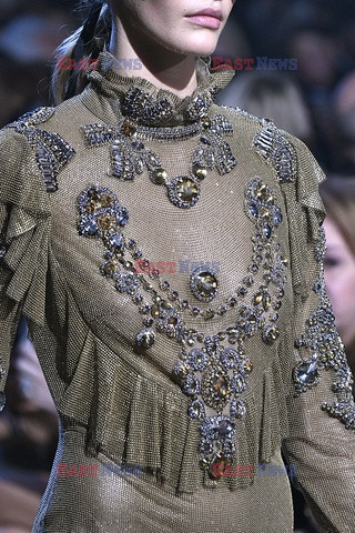 Elie Saab details