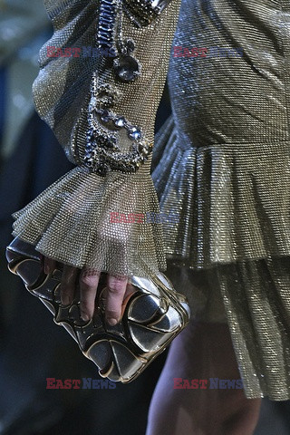 Elie Saab details