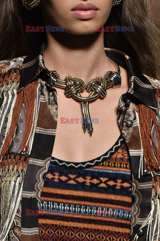 Etro details