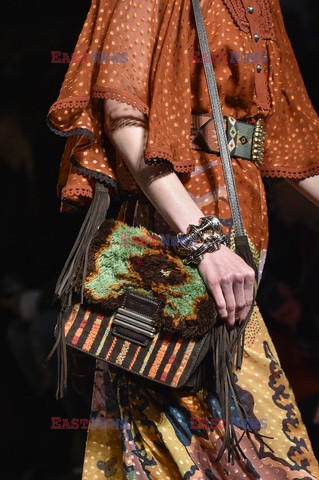 Etro details