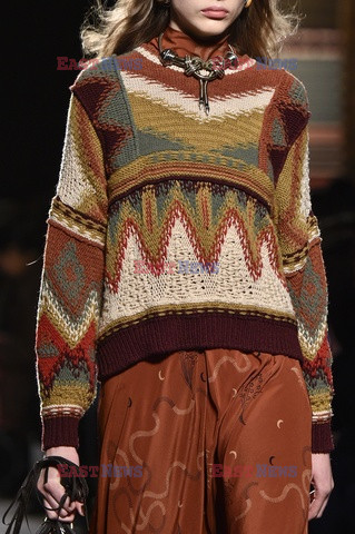 Etro details