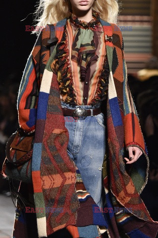 Etro details