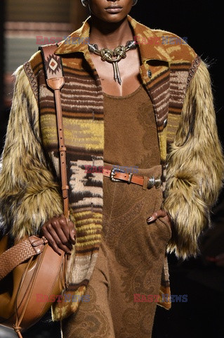 Etro details