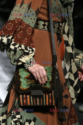 Etro details