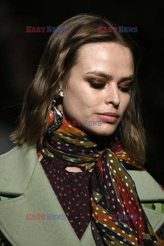 Etro details