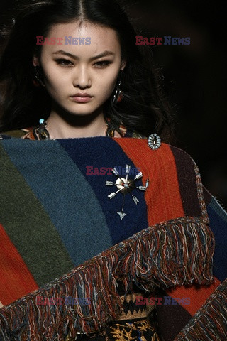 Etro details