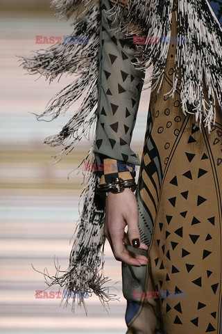 Etro details