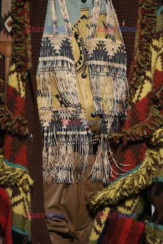 Etro details