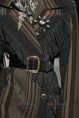 Etro details